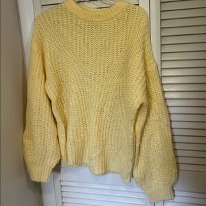 A New Day Women’s Small Loose Knit Oversized Crew Neck Butter Yellow Sweater